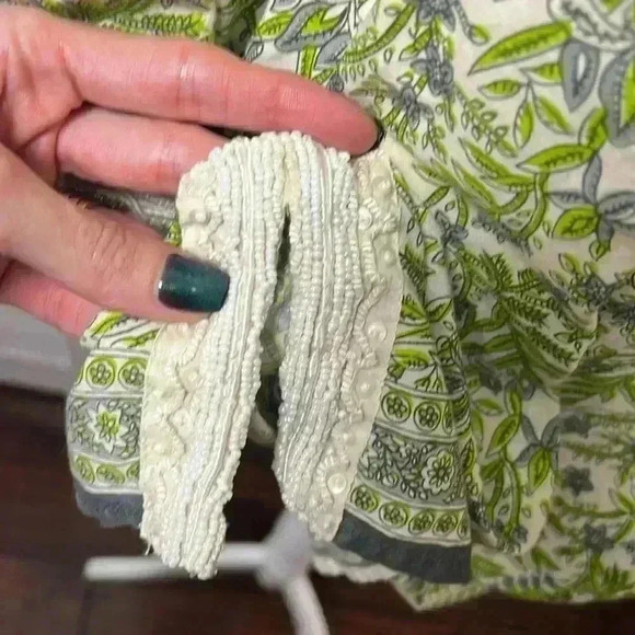 Calypso St. Barth Beaded Embroidered Flare Sleeve Floral Tunic Top Size Medium - Picture 6 of 10